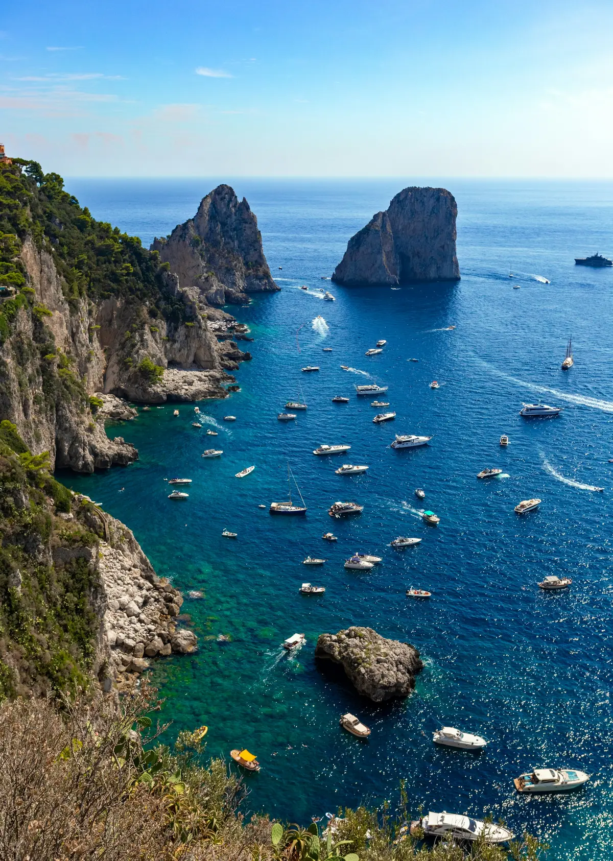 Monaco Lux Yachts, Monaco — yacht charter, about (3)