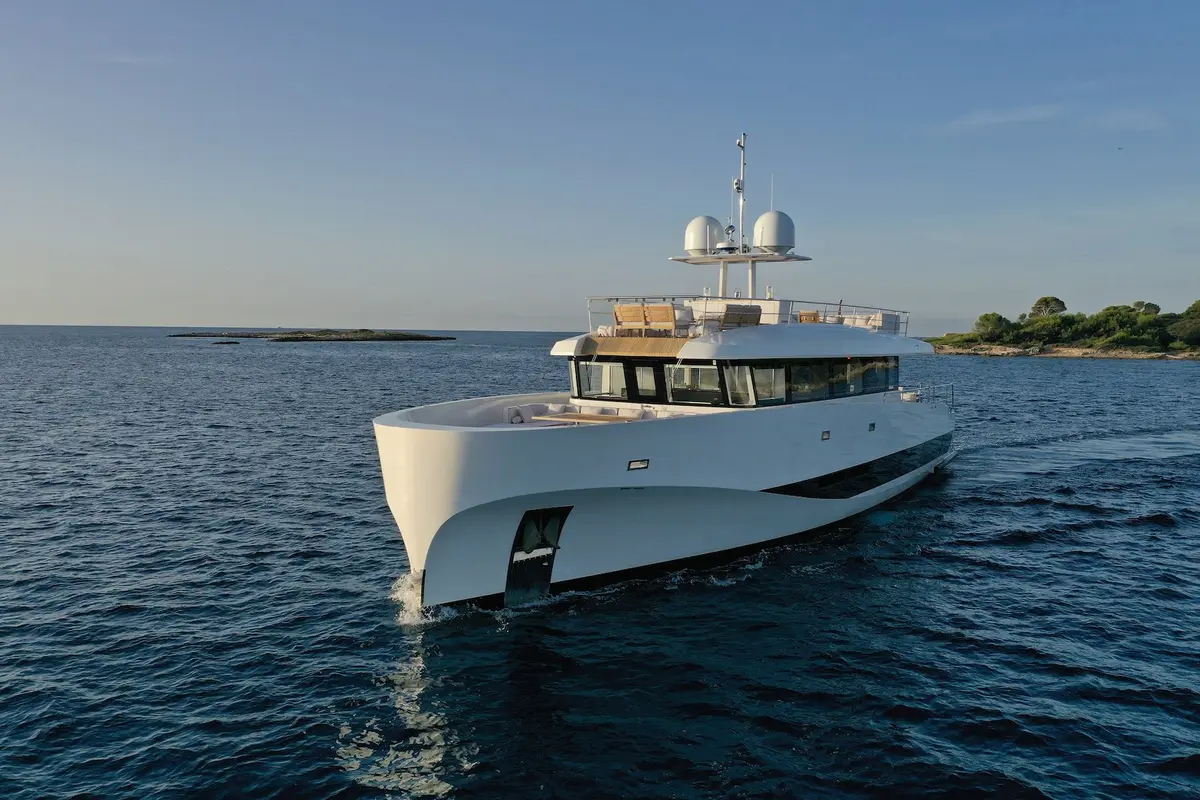 WallyAce 26, master cabin — Monaco Lux Yachts, Monaco